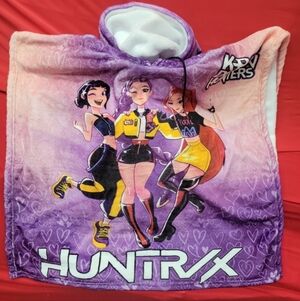 Huntrix Poncho